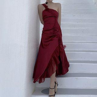One Shoulder Ruffle A-line Gown