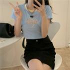 Short-sleeve Two-tone Heat Print Cropped Top Blue - One Size