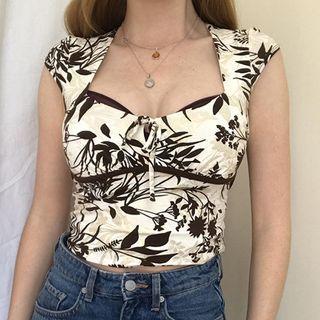 Cap-sleeve Floral Crop Top