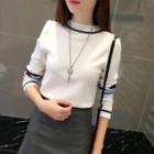 Contrast Stand-collar Long-sleeve Knitted Top