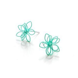 Wire Flower Studs