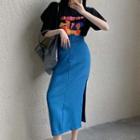 Elbow-sleeve Print T-shirt / Fitted Skirt