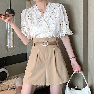 Short-sleeve Eyelet Lace Top / Wide-leg Dress Shorts