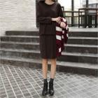 Set: Round-neck Top + Band-waist Skirt