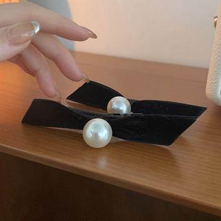 Faux Pearl Ribbon Hair Clip Black & White - One Size