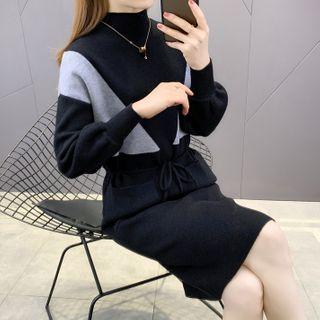 Puff-sleeve Mock-neck Knit Midi Dress