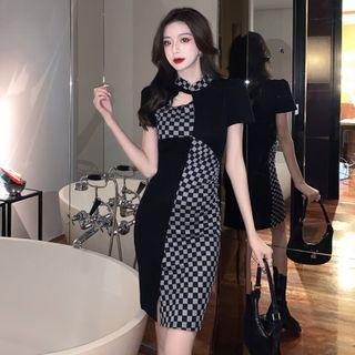 Short-sleeve Checkerboard Print Mini Sheath Qipao
