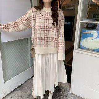 Long-sleeve Round-neck Plaid Sweater