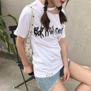 Cutout Ring Detail Lettering Print Short-sleeve T-shirt