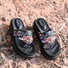 Embroidered Platform Flip-flops