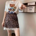 Bear Printed Short-sleeve T-shirt / High-waist Leopard Printed Lace Panel Skirt