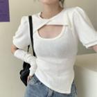 Set: Short-sleeve Cut-out T-shirt + Arm Sleeves
