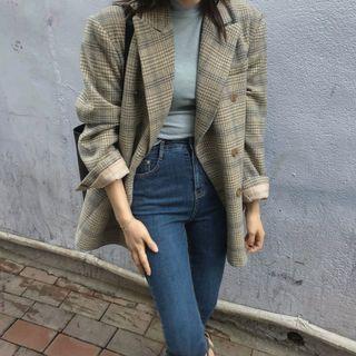 Peak Collar Plaid Double-buttoned Blazer