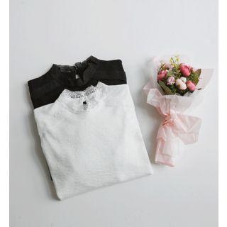 Lace-trim Textured T-shirt