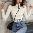 Long-sleeve Lettering Zipped Cropped Top