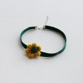 Flower Velvet Choker Yellow Flower - Green - One Size
