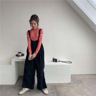 Long-sleeve Ripped T-shirt / Wide-leg Suspender Pants