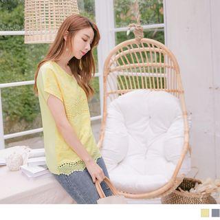 Chevron Hem Plain Short-sleeve Lace Top