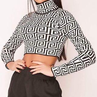 Mock-neck Patterned Long-sleeve Cropped T-shirt