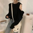 Cold-shoulder Cropped T-shirt