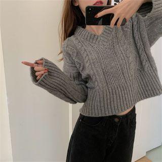 V-neck Long-sleeve Sweater Knit