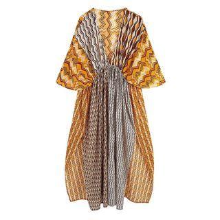 Short-sleeve V-neck Patterned Midi Dress