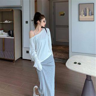 Long-sleeve Plain T-shirt / Sleeveless Slim Fit Dress