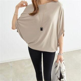 Batwing 3/4-sleeve Top