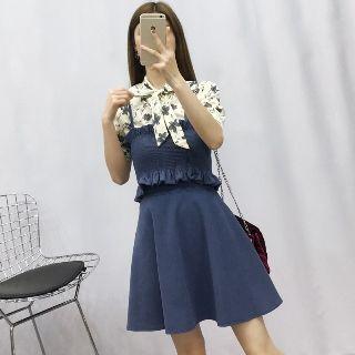 Set: Tie-neck Floral Blouse + Jumper Dress