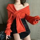Off-shoulder Bow Sweater / A-line Skirt