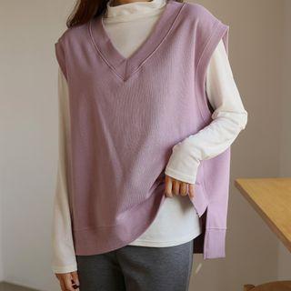 V-neck Sleeveless Fleece-lined Pullover