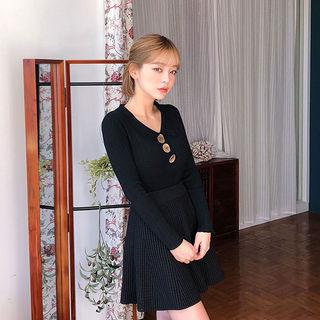 Set: Rib-knit Polo Shirt + Mini Flare Skirt Black - One Size