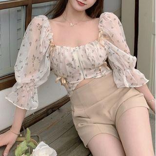 Floral Bow Accent Short-sleeve Chiffon Blouse / High-waist Plain Shorts
