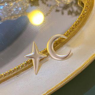 Moon & Star Asymmetrical Alloy Earring 1 Pair - Silver - One Size
