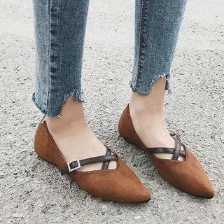 Cross-strap Pointy Flats