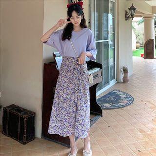 Short-sleeve Plain T-shirt / High-waist Floral Printed Skirt
