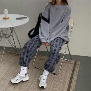 Long-sleeve Embroidered Sweatshirt / Plaid Pants