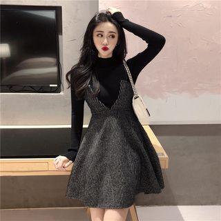 Long-sleeve Knit Top / Striped Suspender Skirt / Set