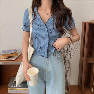 Short-sleeve V-neck Lettuce Edge Top