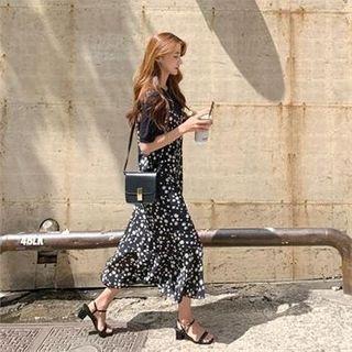 Ruffle-hem Floral Print Pinafore Dress Black - One Size