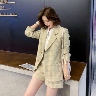 Single Breasted Plaid Blazer + High-waist Plain Dress Shorts