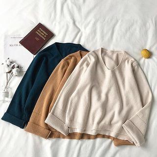 Plain V-neck Long-sleeve Sweater