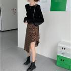 Long-sleeve T-shirt / Leopard Print Skirt