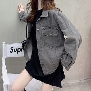 Denim Jacket / Plain T-shirt