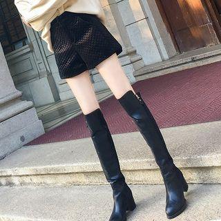 Plain Velvet High-waist Shorts