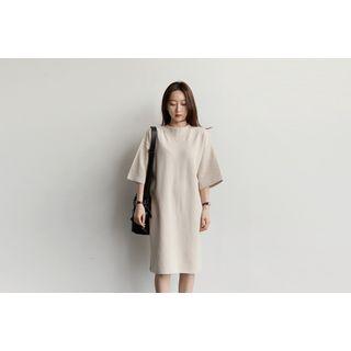 Round-neck 3/4-sleeve Dress