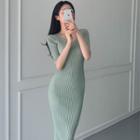 Short-sleeve Slim Fit Knitted Dress