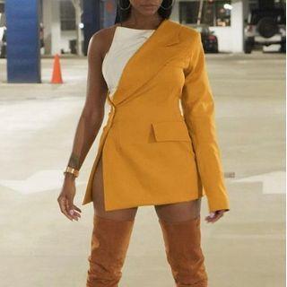 One-shoulder Cinch-waist Blazer