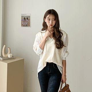 V-neck Knit-panel Dip-back Blouse