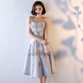 Strapless Applique A-line Cocktail Dress